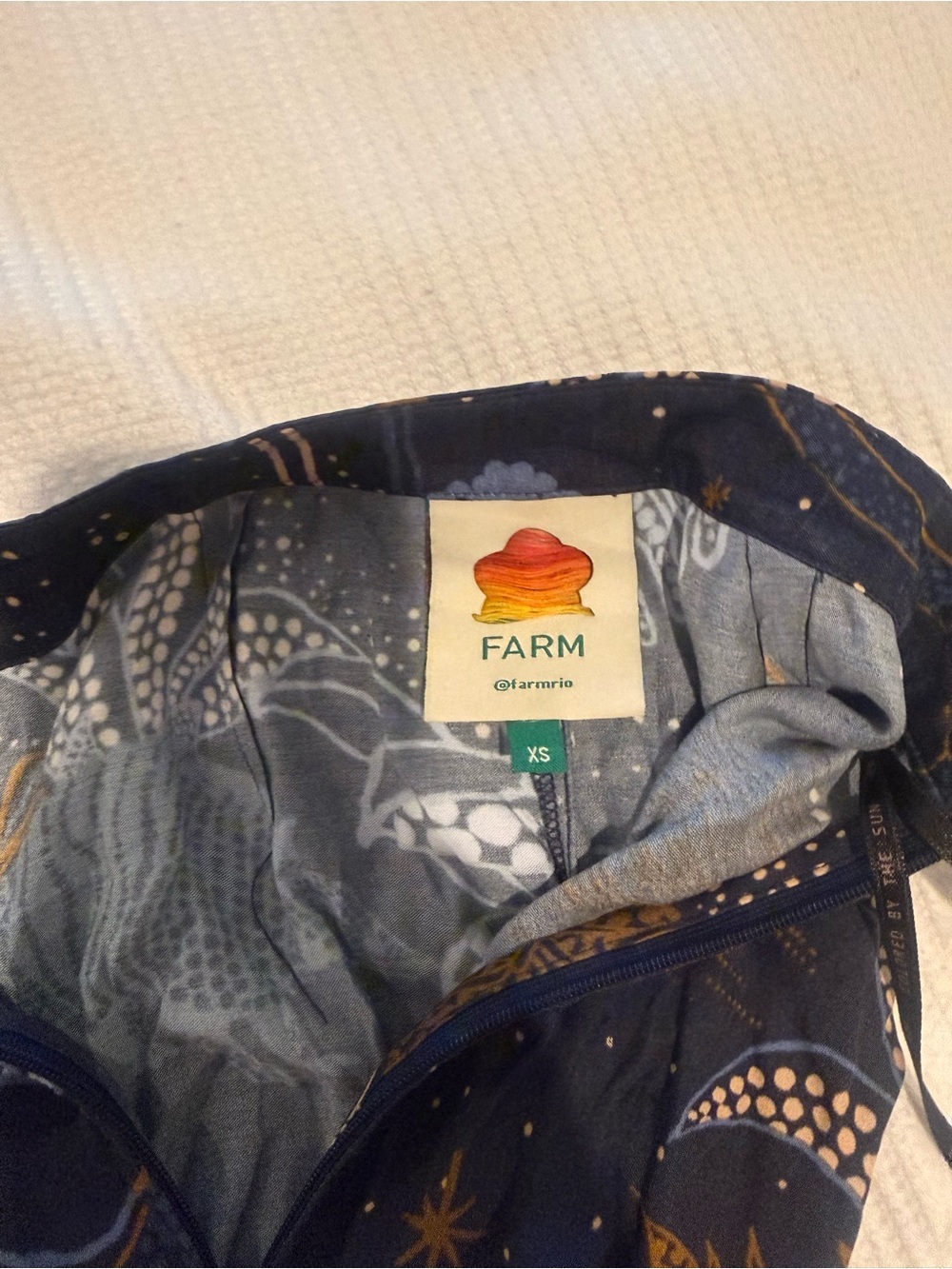 Farm Rio patterned silk pants - Picture 3 of 3